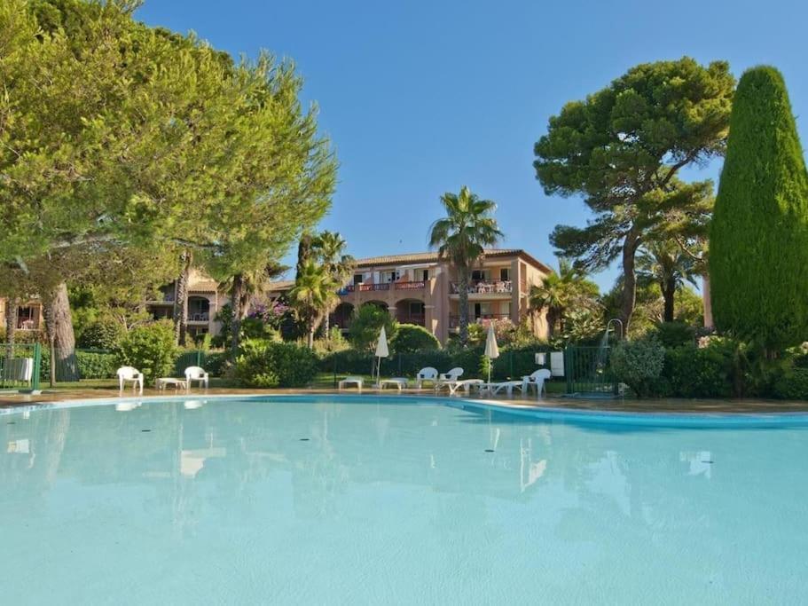 Superbe Appartement 50M De La Plage En Bord De Mer Йер Экстерьер фото