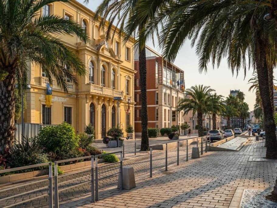 Superbe Appartement 50M De La Plage En Bord De Mer Йер Экстерьер фото