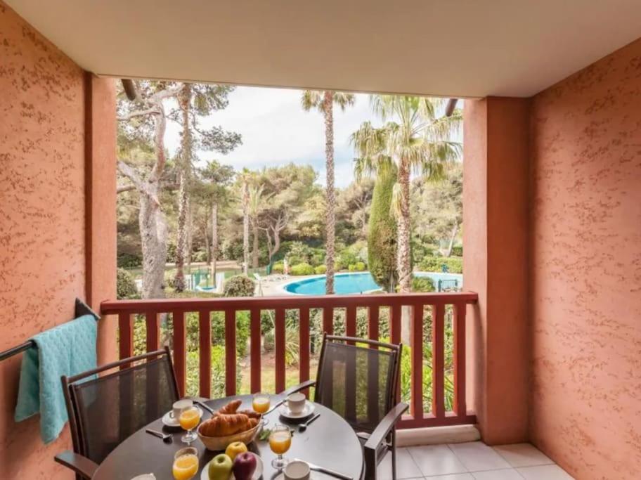 Superbe Appartement 50M De La Plage En Bord De Mer Йер Экстерьер фото